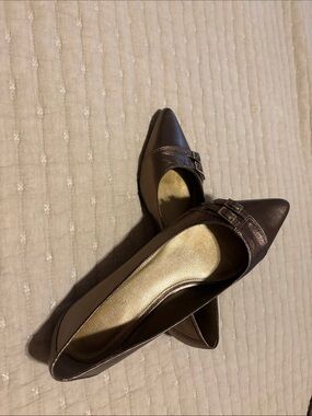 Pointed-Toe Metallic Brown Buckle Flats for Women